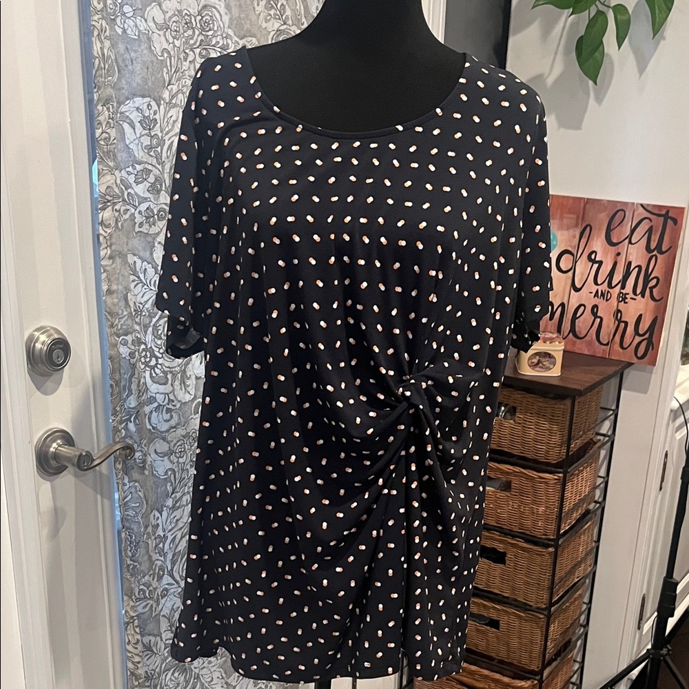 Scott Black and White Polka Dot Short Sleeve Top